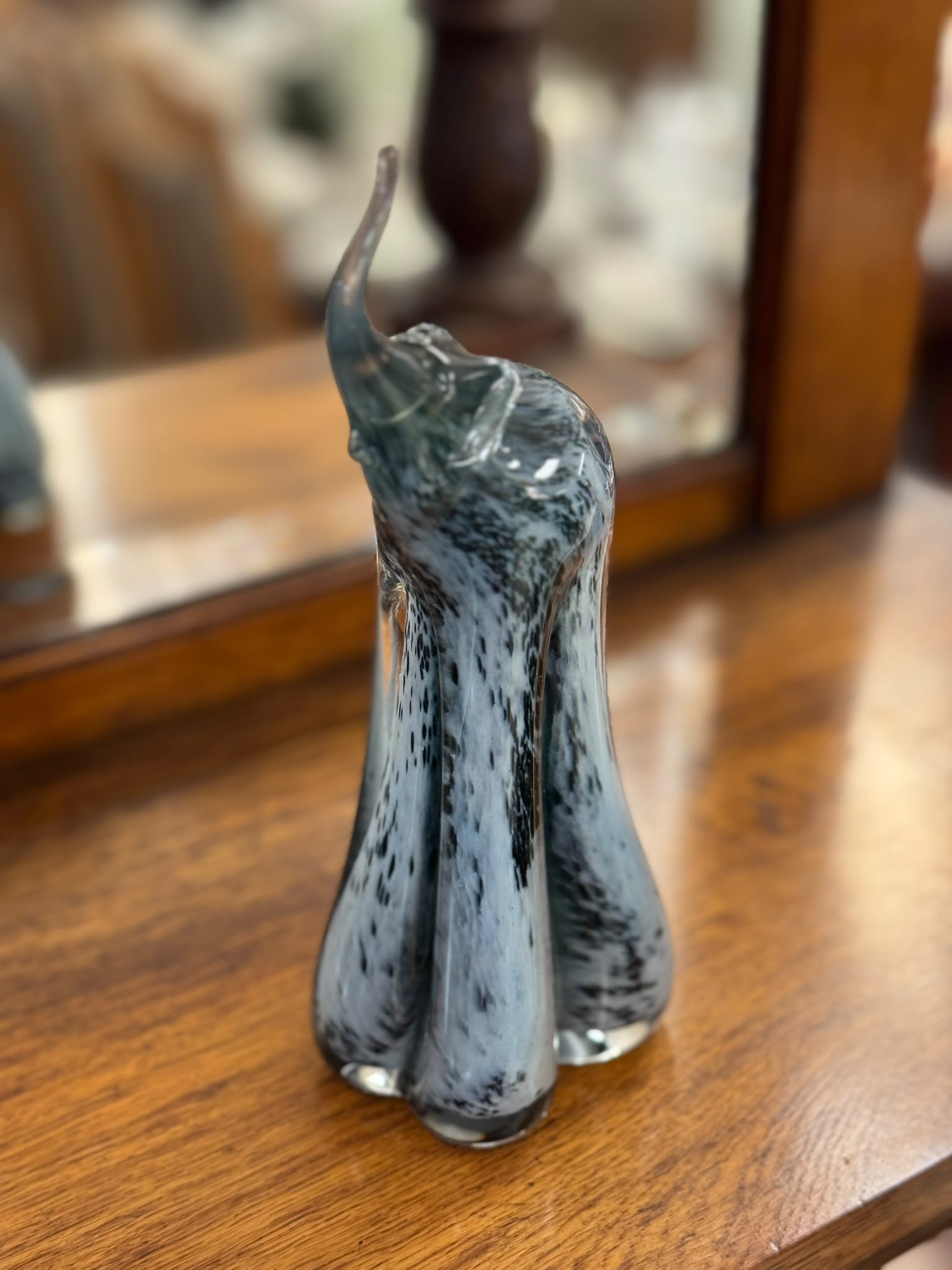 The main image for this shop item